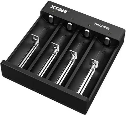 XTAR MC4S, USB Type-C, univerzálna nabíjačka, LiIon & NIMH, 18650, CR123, AA, AAA