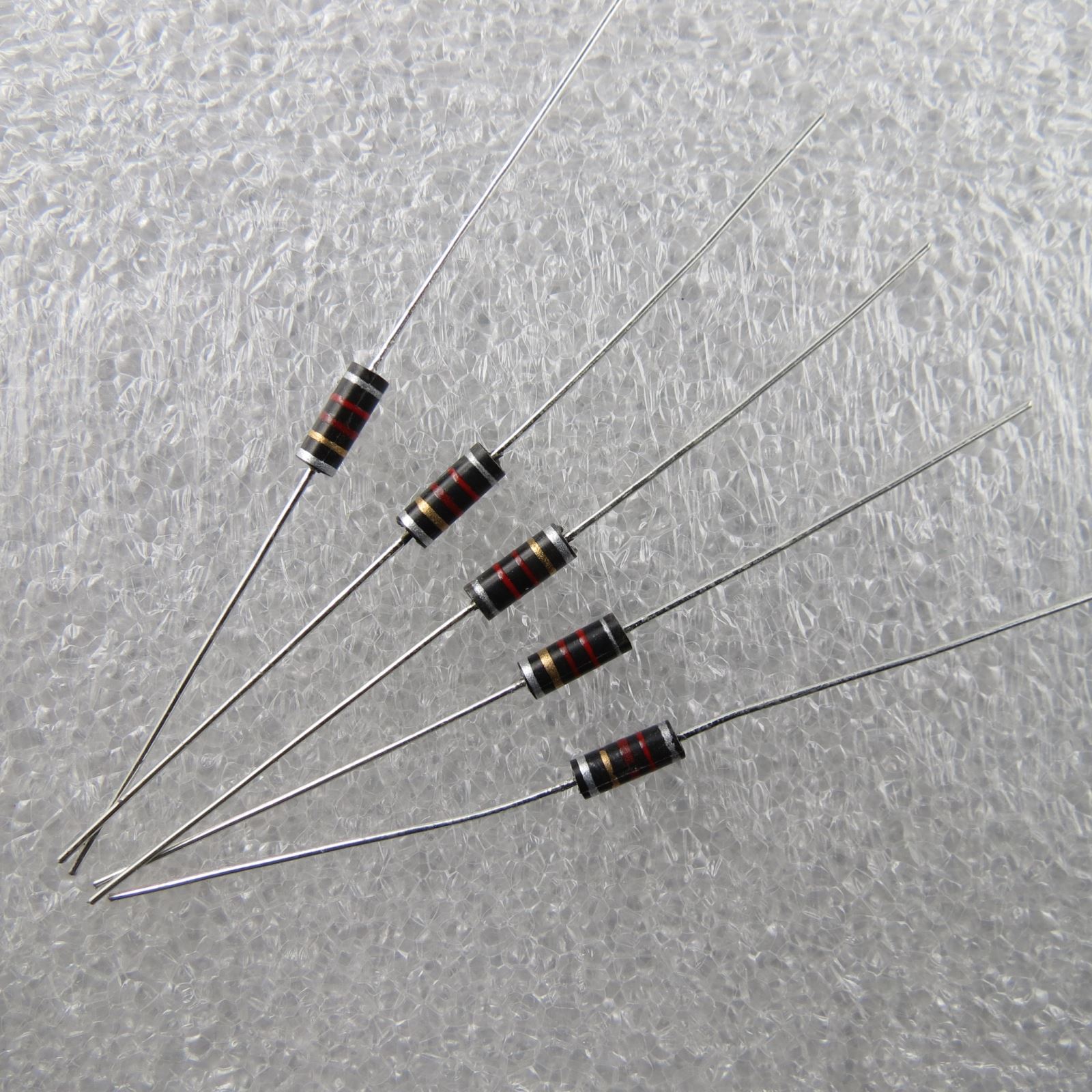 TNE 1x Induktivität Auswahl 0,22 uH µH Drossel Spule - weitere Werte im Shop 2573