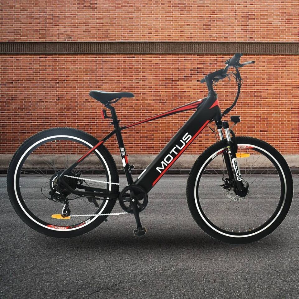 E Bike 27.5 palcový elektrický bicykel e-mountain bike muži ženy s 250W motorom, 12.5Ah Li-Ion batéria，Ebike s LCD, MTB 7 prevody E Bike off-road horský bicykel