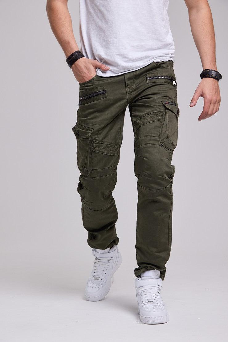 Cipo & Baxx CD424 Herren Cargohose im angesagten Biker-Stil