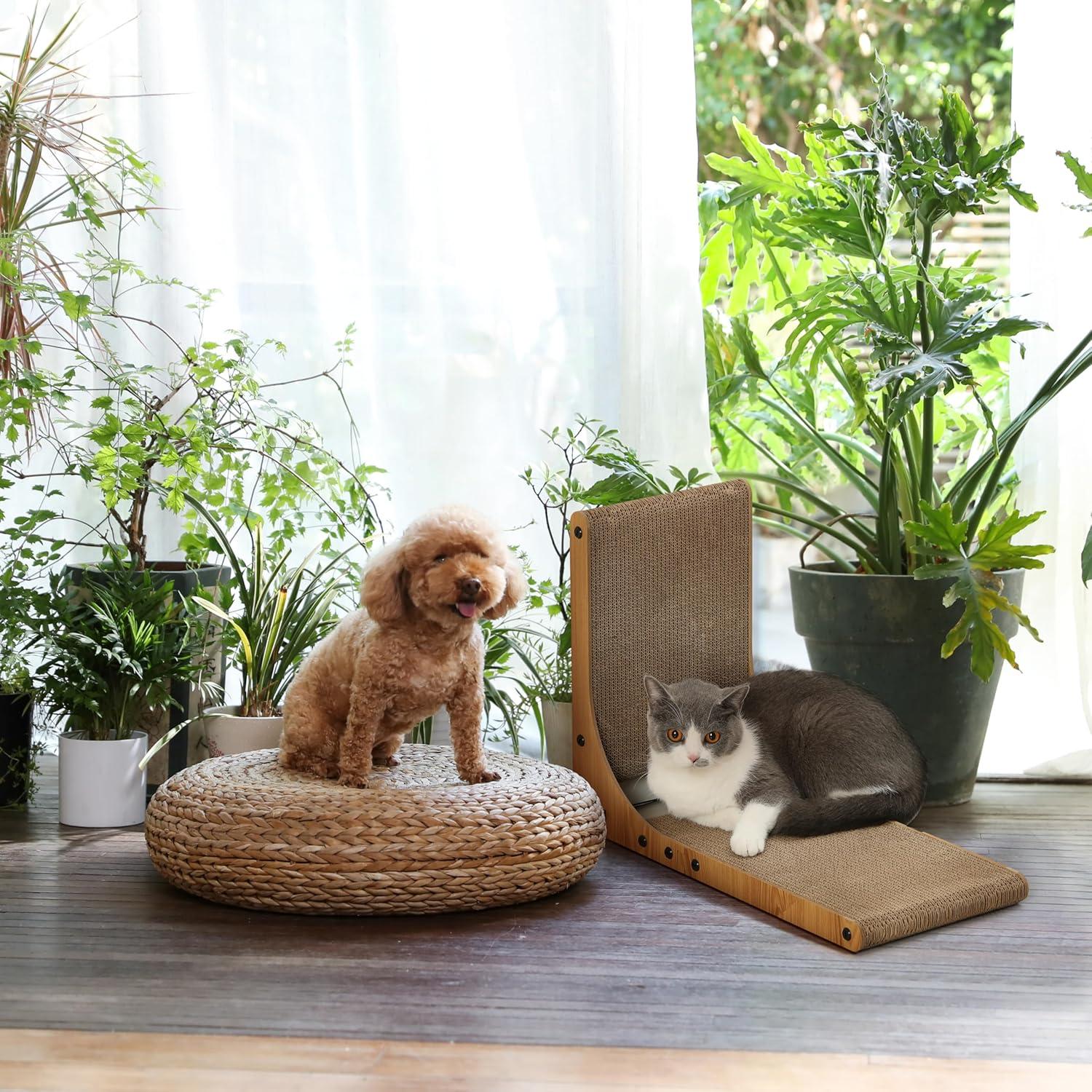 Markenlos Krabplank 48 cm hoch L-förmiger Krabkarton - starke Katzenkrabplank mit Balspeelzeug - für Wand und Ecke - mittlere Größe