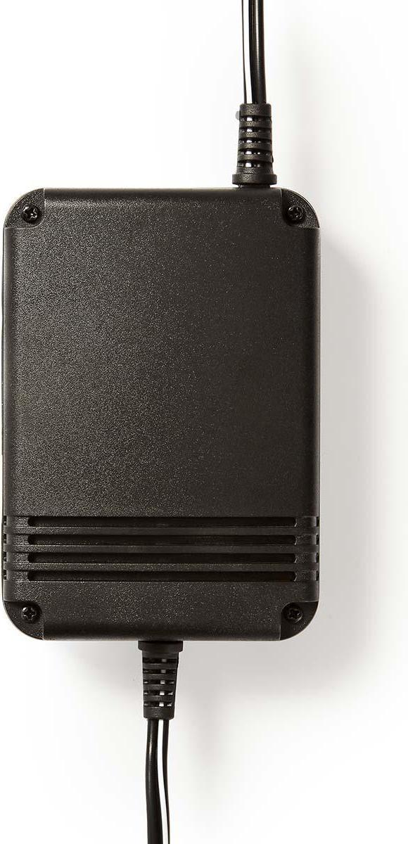Nedis Universal DC Power Adapter - KFZ-Adapter - 24 W - Eingangsspannung: 12 V DC / 24 V DC - 1.5 / 3 / 4.5 / 6 / 7.5 / 9 / 12 V DC - Universal - Maximaler Ausgangsstrom pro Port: 2.0 A - Schwarz A006517