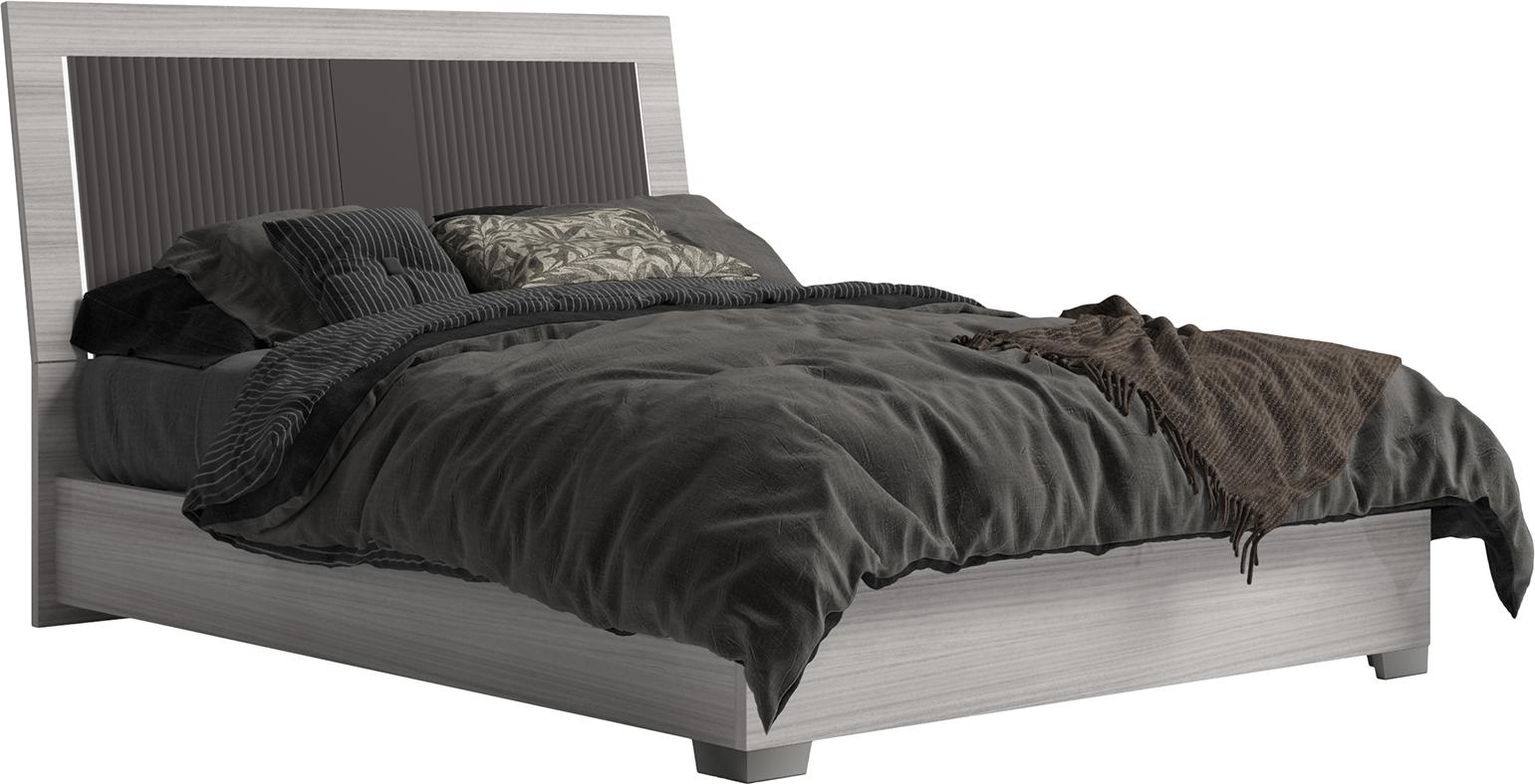 Status MIA Bett, Kopfteil gepolstert : Liegefläche 200 x 200 cm Liegefläche: Liegefläche 200 x 200 cm MIBGRLT05