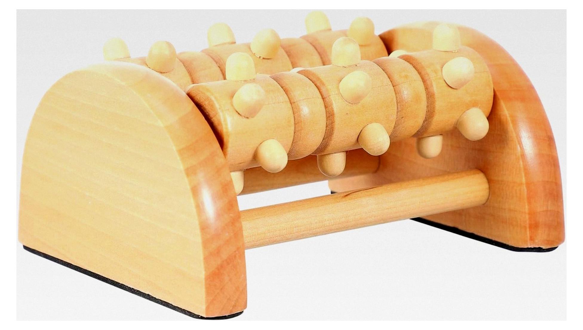 Markenlos Fußmassagegerät aus Holz mit Rolle zur Schmerzlinderung
