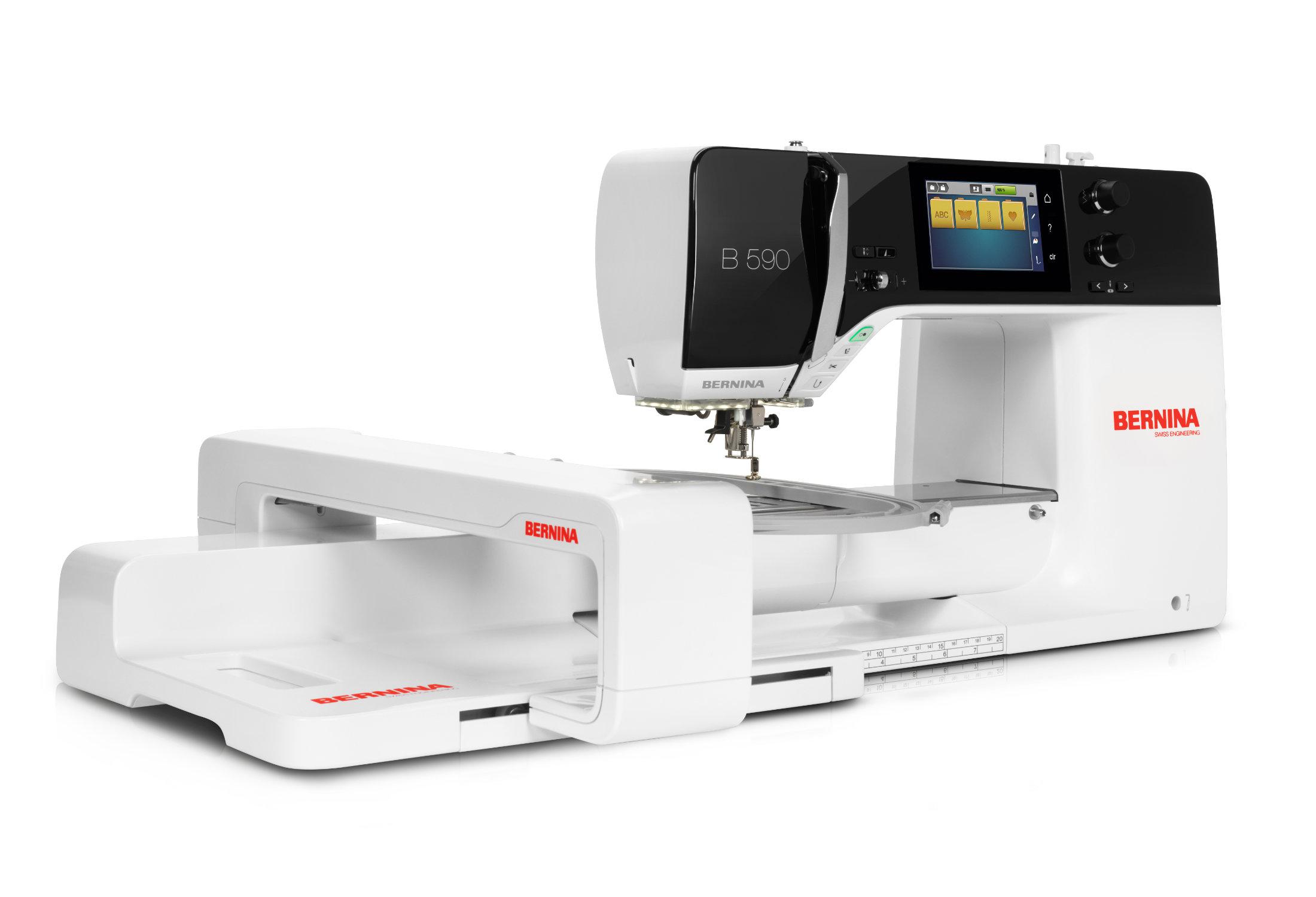 BERNINA 590 mit Stickmodul M 019 590 90 24
