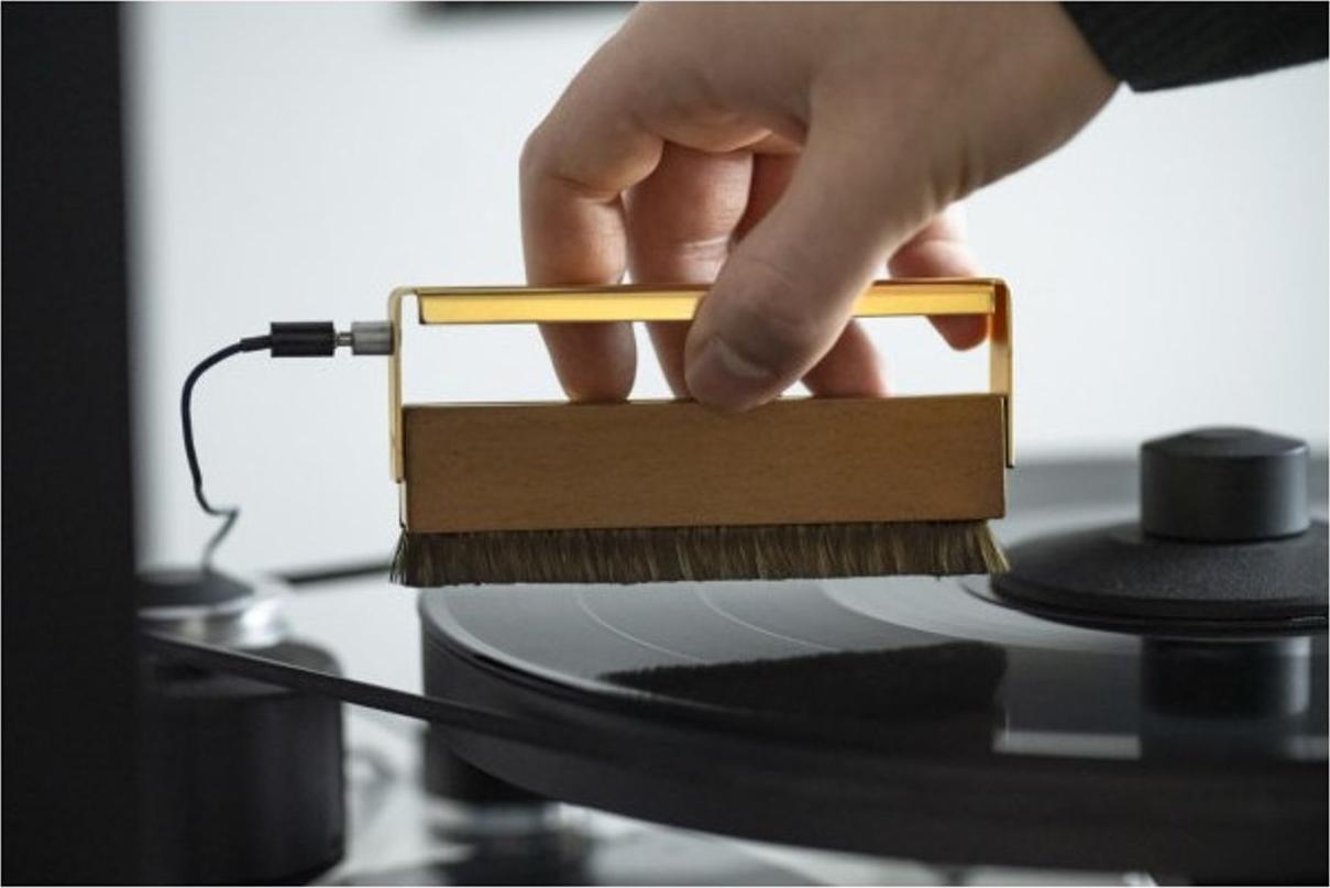 Pro-Ject Brush it Premium, Bürste aufzeichnen, Gold, Holz, 130 mm, 20 mm, 50 mm, 200 g 861632