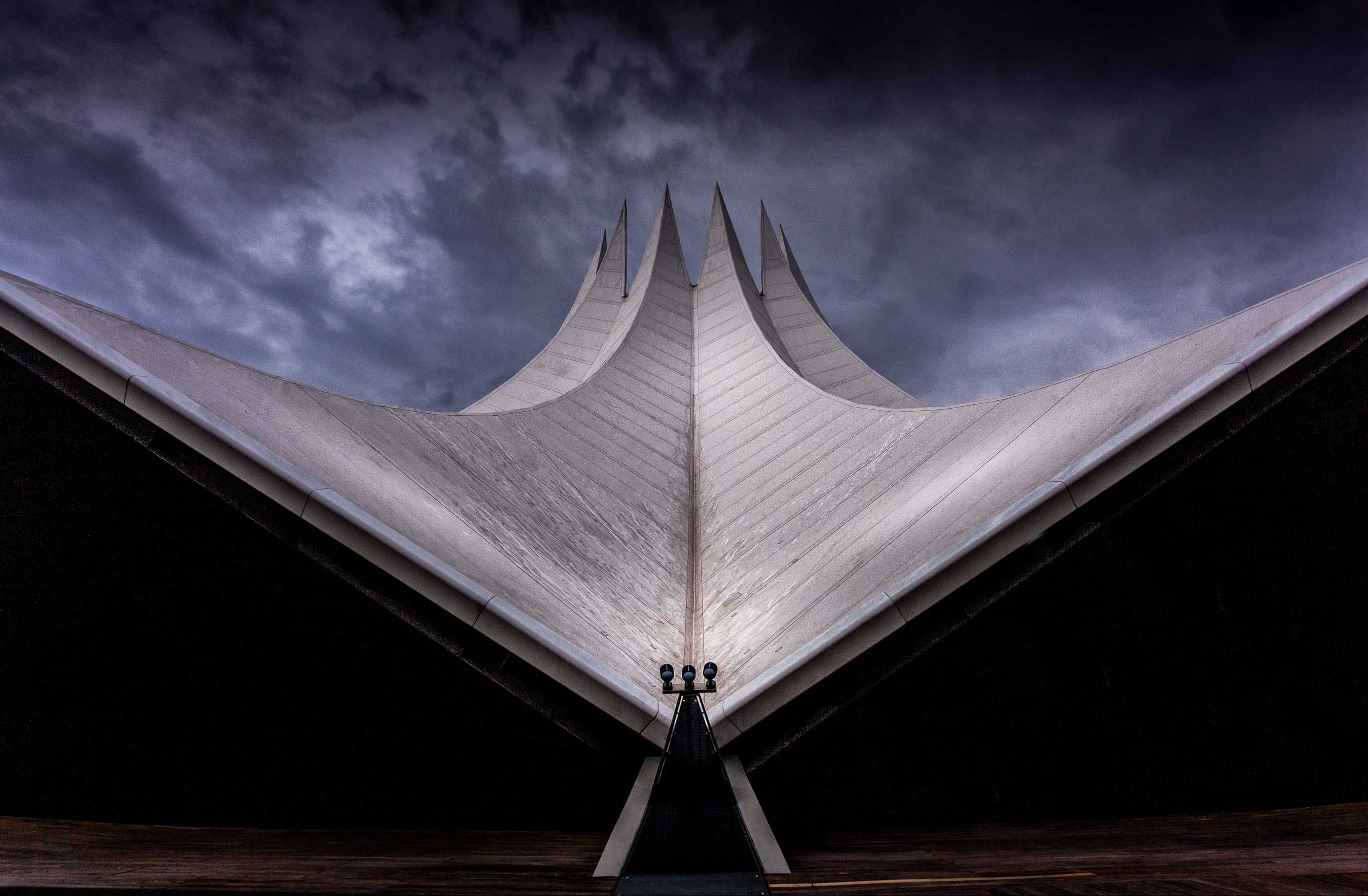 hansepuzzle 36923 - Tempodrom Puzzle, 500 Teile, Gebäude, 46,0 x 30,0cm mit hochwertiger Aufbewahrung, Kartonbox und wiederverschließbarem Beutel 26923