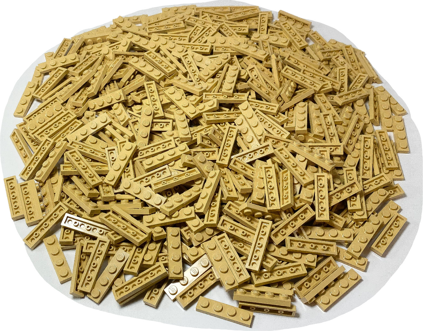 250x LEGO stavebnica 1x4, béžová