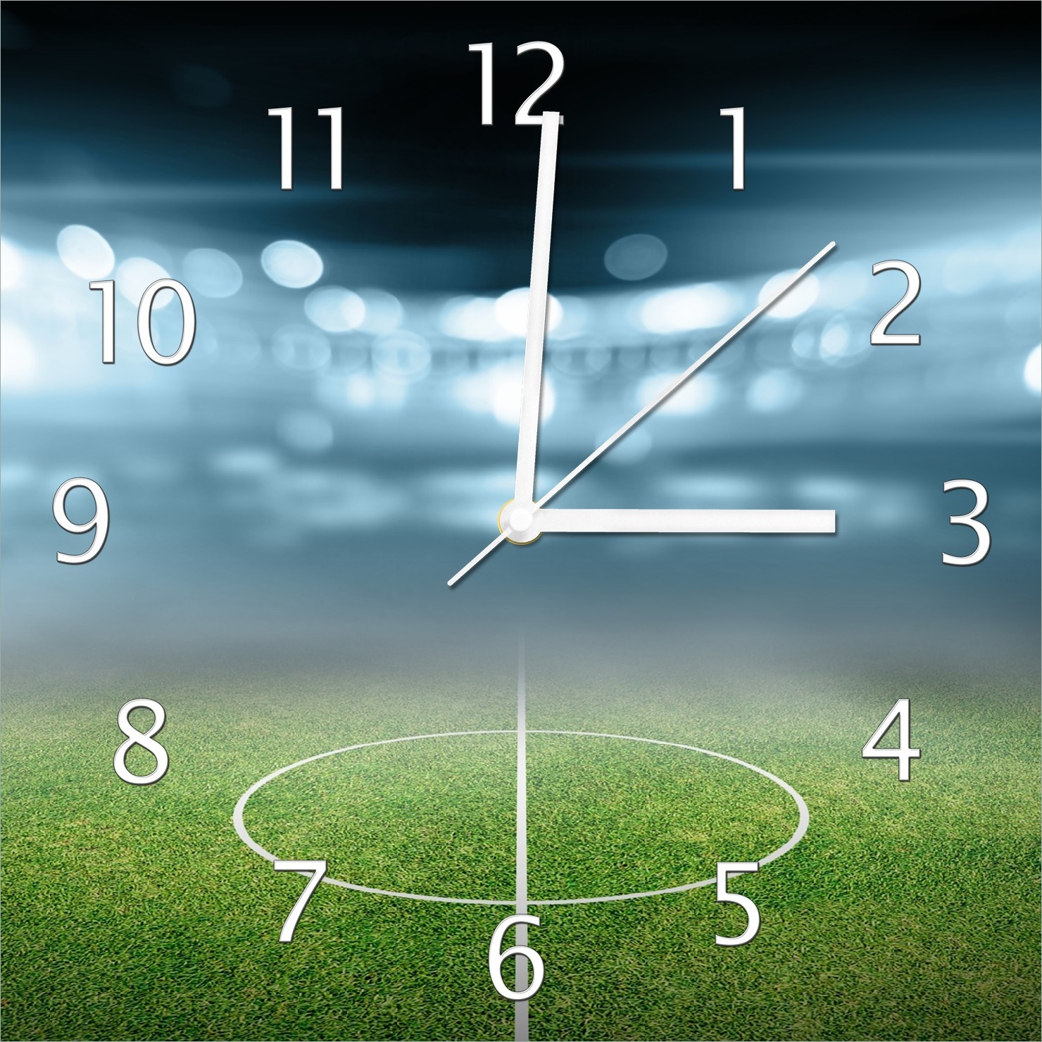 Wallario Design Wanduhr Fußball Stadion Mittellinie II aus Echtglas, Größe 30 x 30 cm guk5676-3030