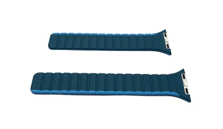 SYSTEM-S remienok 38 40 41 mm silikónový flexibilný magnetický pre Apple Watch Smartwatch Blue Dark blue