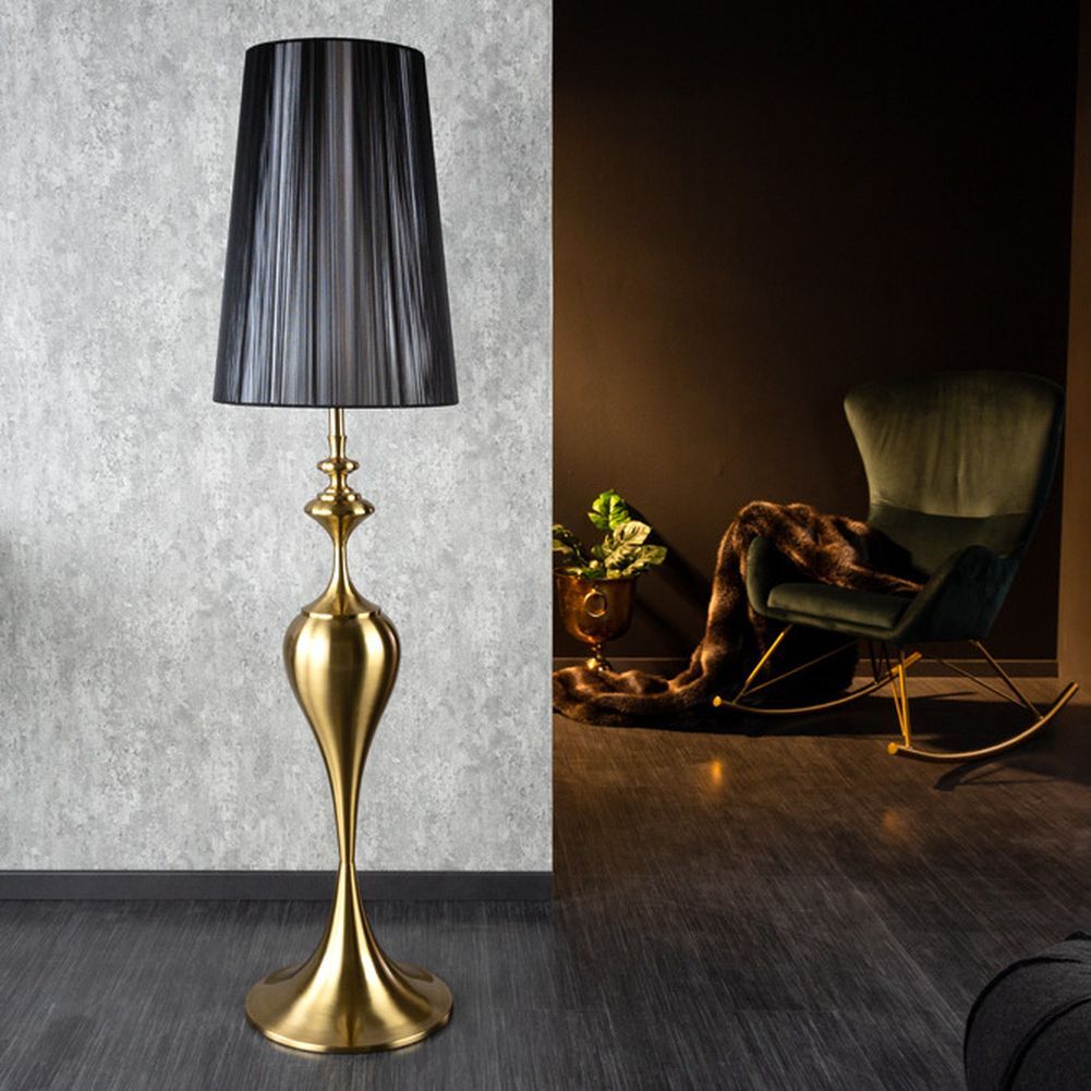 cagü: Design Stehlampe SCARLET Schwarz mit Standfuß aus Gold glänzendem Metall 160cm Höhe 1908-0323