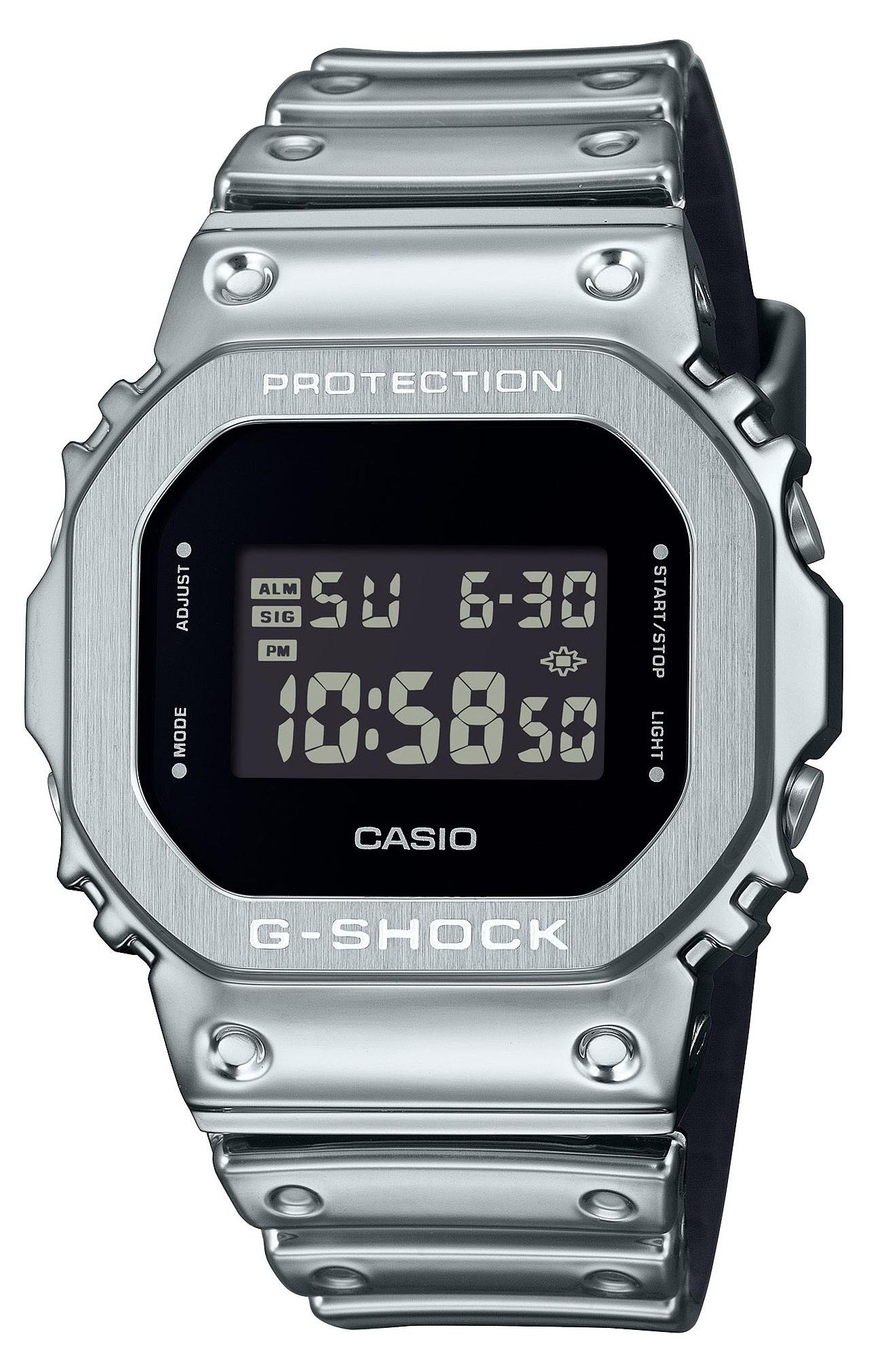 Casio G-Shock GM-5600YM-8, Vodeodolný