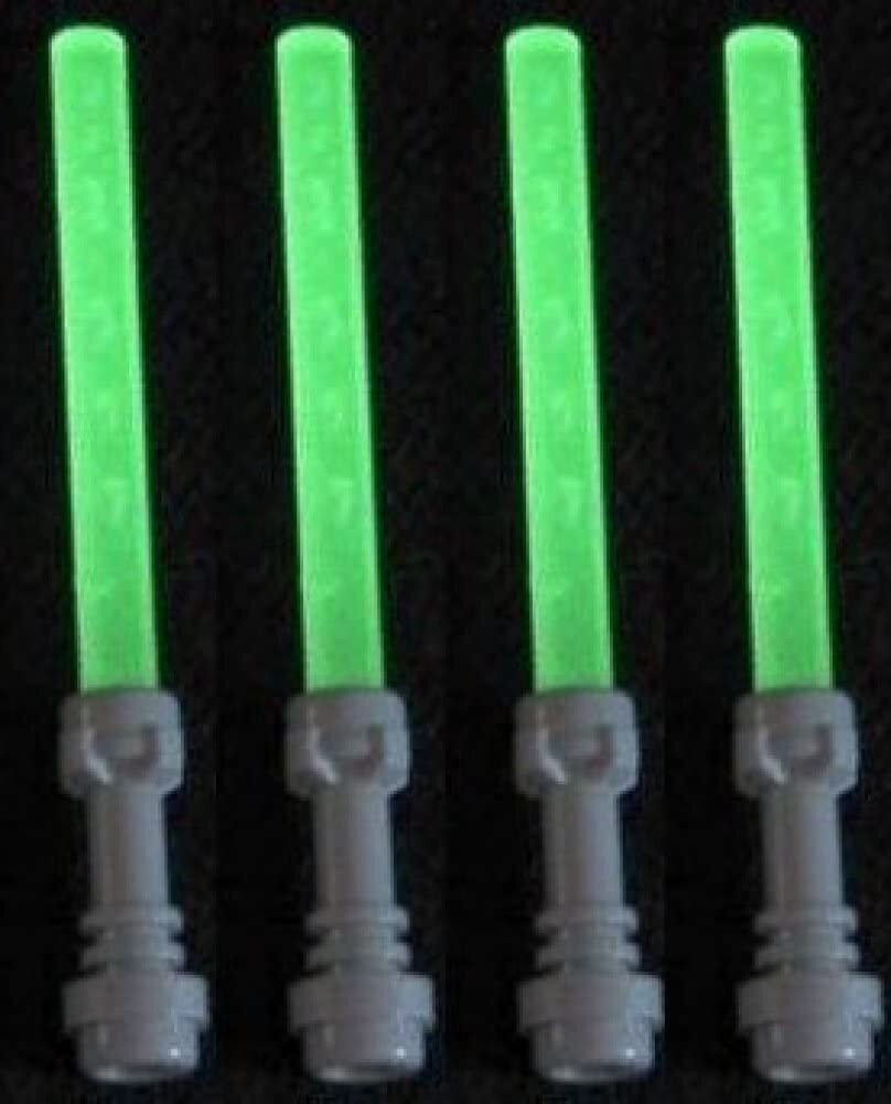 LEGO Star Wars: svietiace svetelné meče