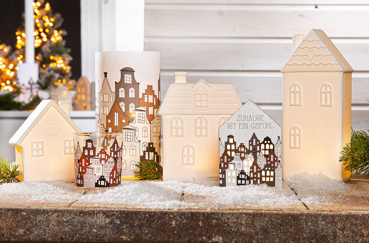 GILDE Dekoobjekt (LED), Haus, "Rotterdam", Porzellan, weiß, VE 4, L. 5 cm, B. 13 cm, H. 17 cm 53609