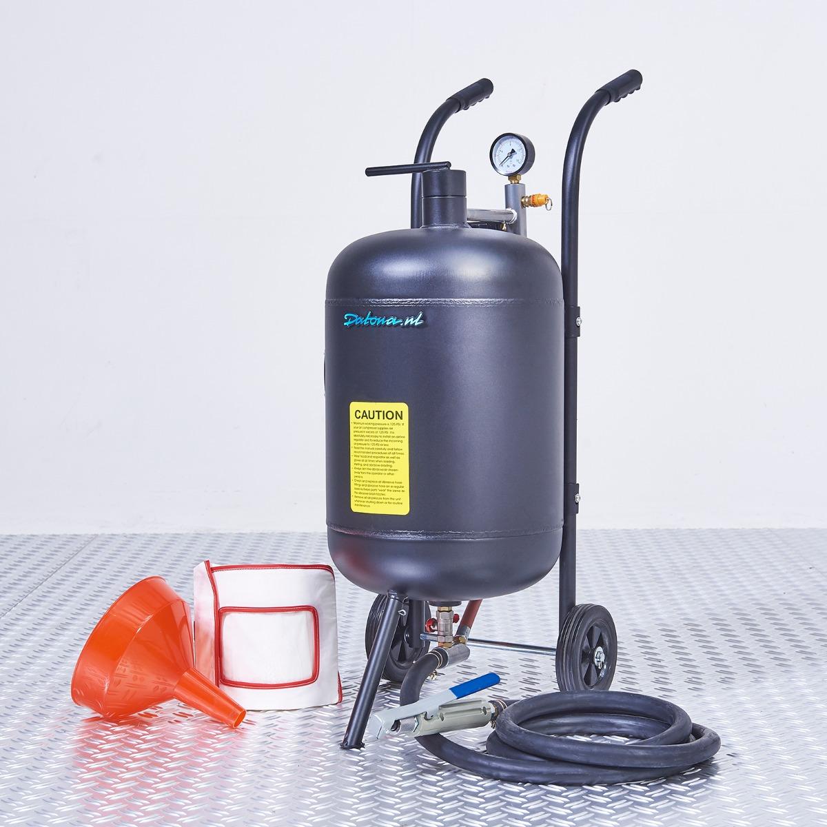 Datona Mobiles Sandstrahlgerät - 45 Liter mit 5 Säcken Aluminiumsilikat DT-55204-55306-5