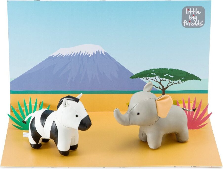 Little Big Friend 3D-Szenografie aus Karton mit dem Thema „Dschungel“.