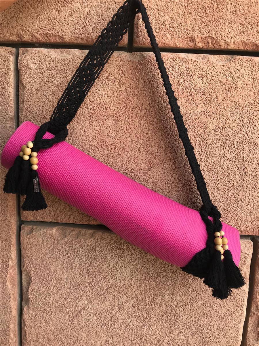 Yogamatten-Tragegurt MANDIRI I Schwarz I exzellentes & nachhaltiges Makramee I by the macraman MAN-yogamatstrapsling-Black