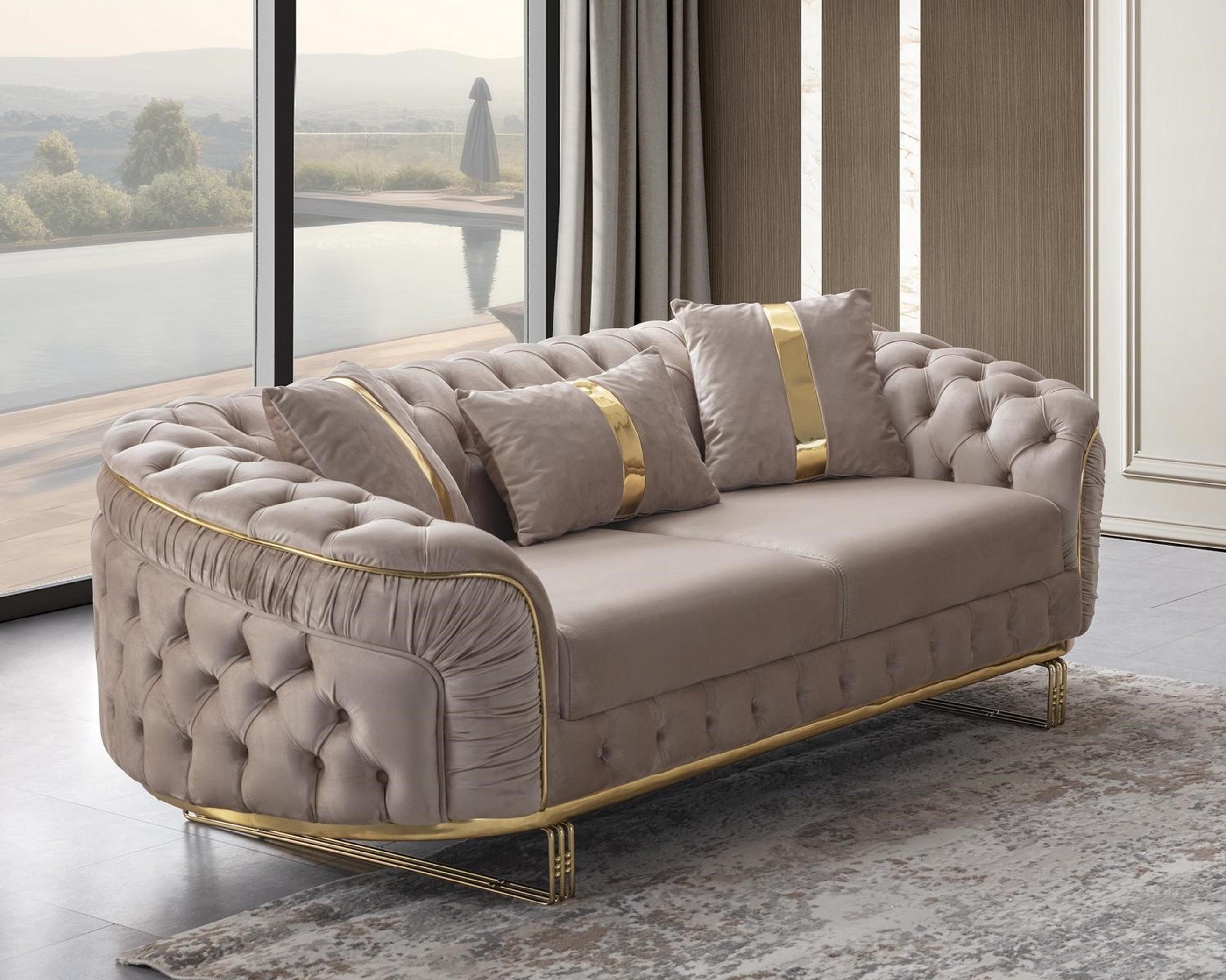 AEA Ein modernes, bequemes Sofa schafft Harmonie im Raum.