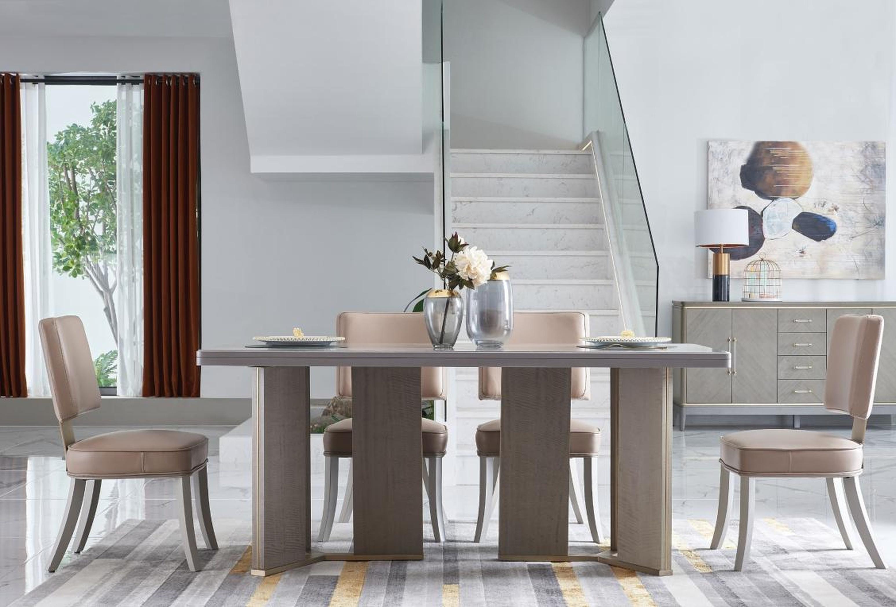 Königlicher Esstisch Tisch Holztisch Klassische Tische Stil Modern Esszimmer Neu