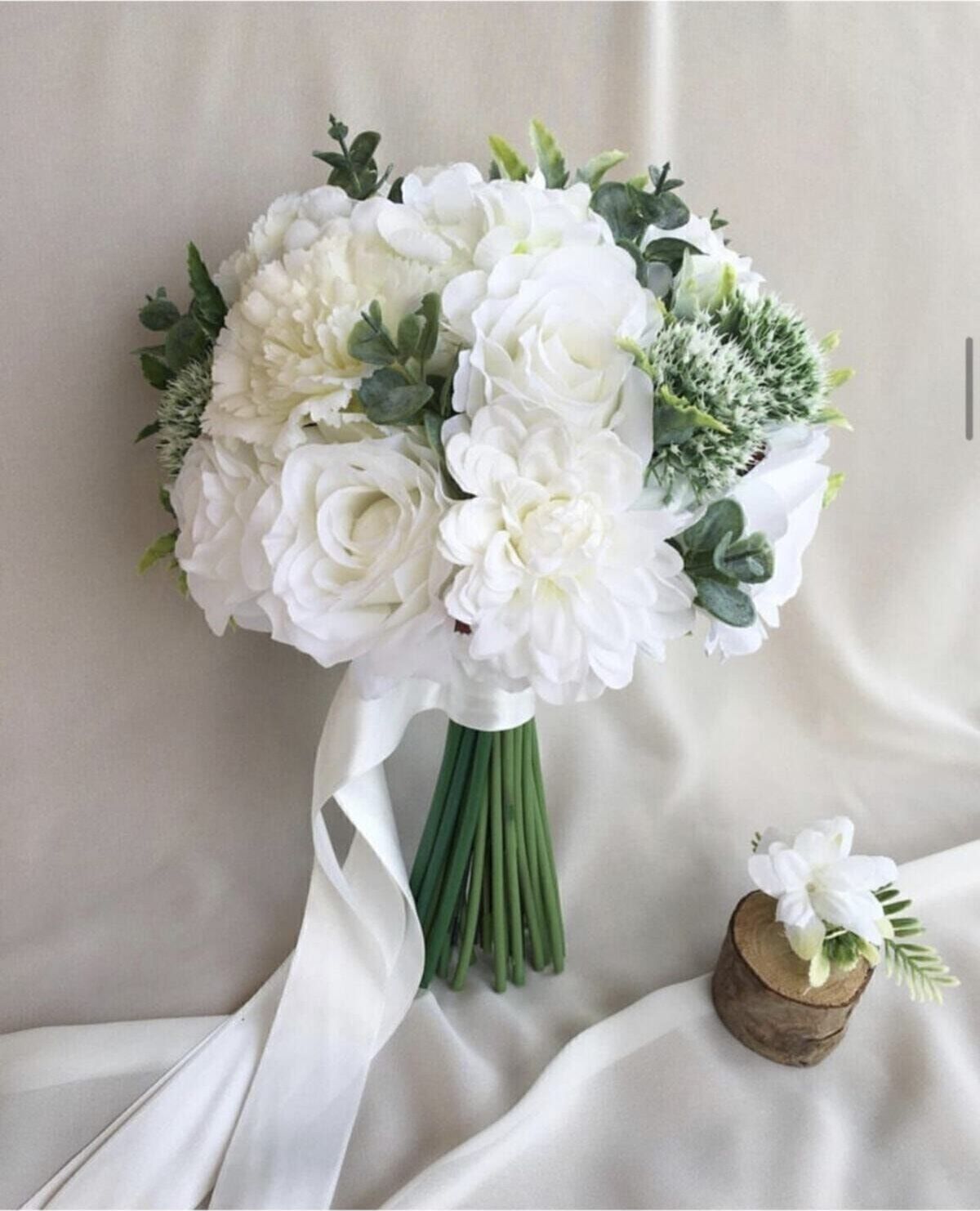 linabukett MNZ-Brautstrauß und Boutonniere 768MNZ1134012