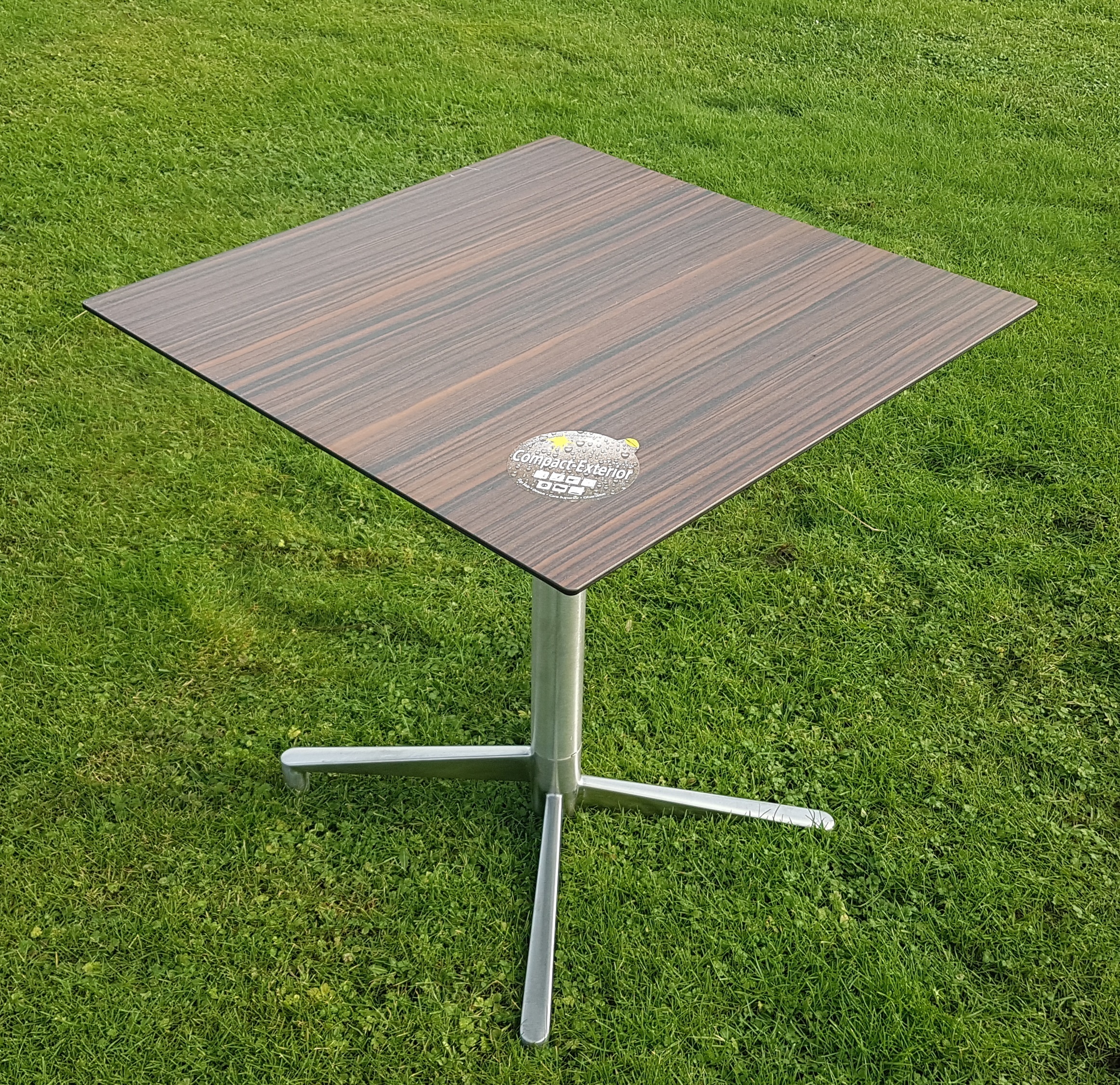 Destiny Tisch LOFT 68x68x75cm, Edelstahl + HPL Image