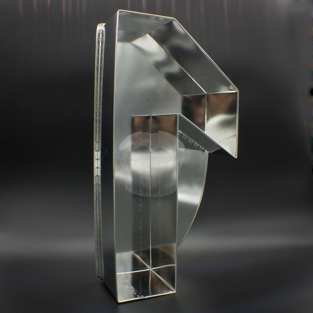 Backform - nr. 1 Felcman Material:: Metal, Farbe:: Silber, Geschirrspülmaschine:: Nein 271
