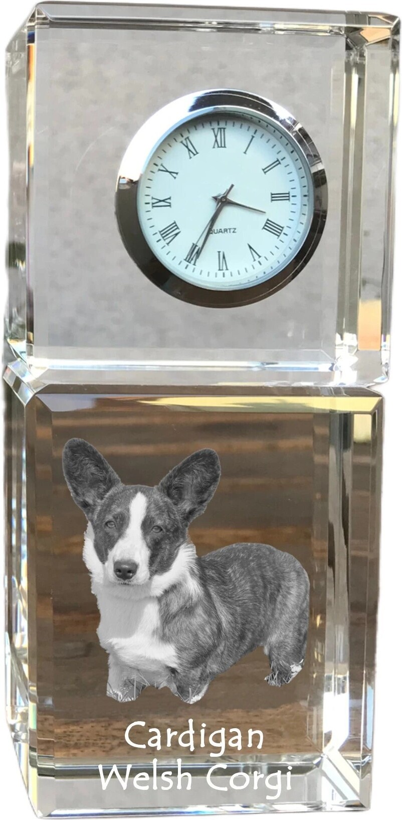 Cardigan Welsh Corgi I - Kristalluhr mit Foto, Hundebild im Kristall, personalisierte Schreibtischuhr von Art-Dog.