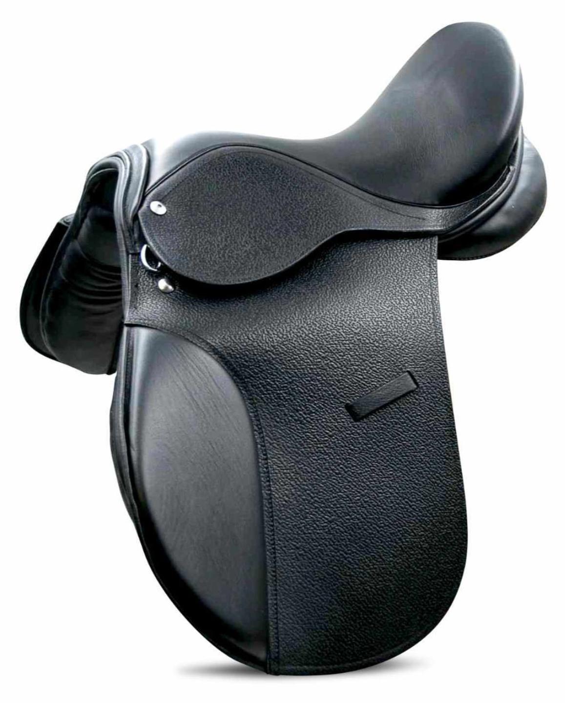 AMKA Sattel für Pony aus Leder schwarz weite Kammer in 16 00302