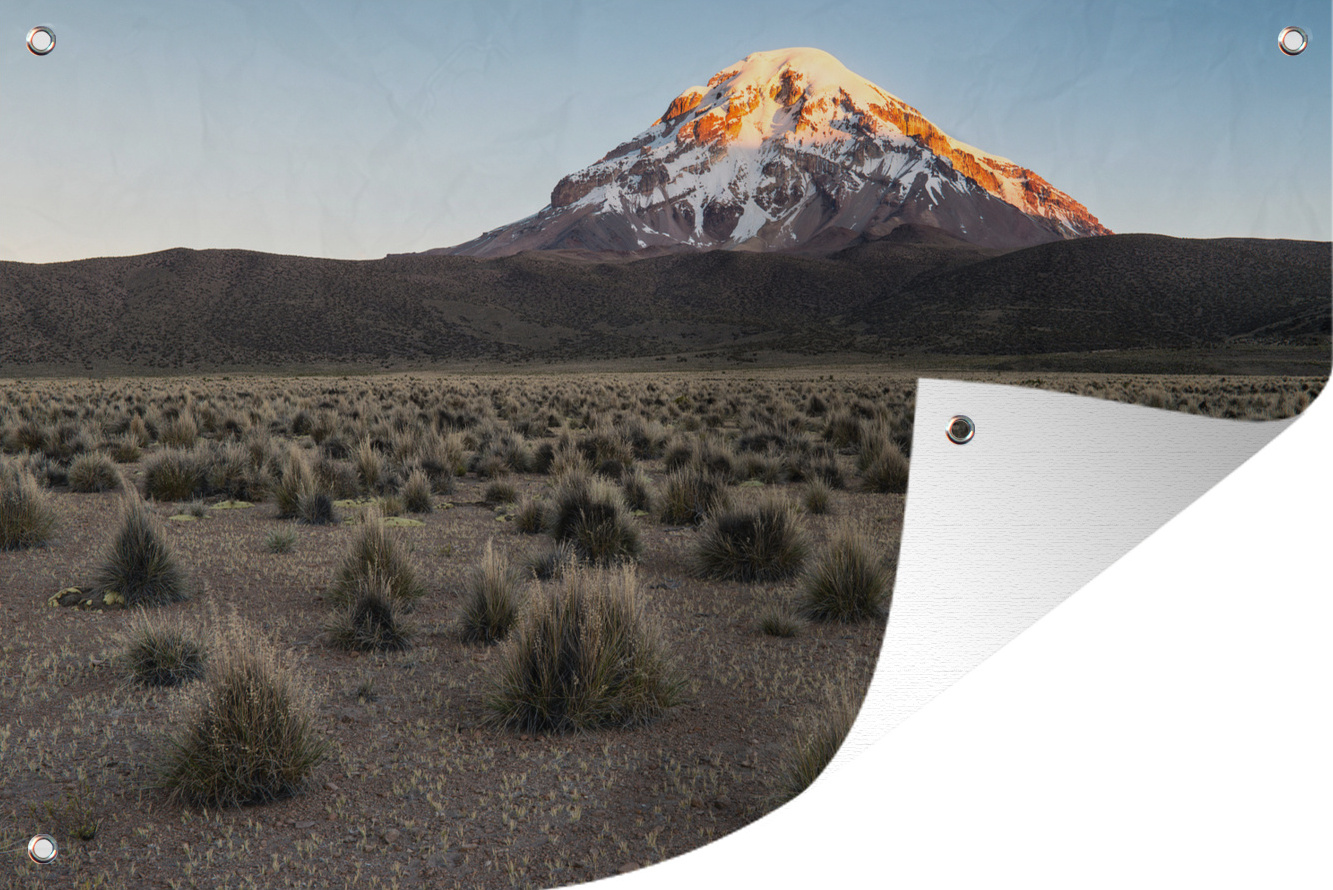 MuchoWow® 90x60 cm Outdoor-Poster Gartendeko Sichtschutz Garten Poster für den Garten Ein erloschener Stratovulkan im Sajama-Nationalpark 133|1315436