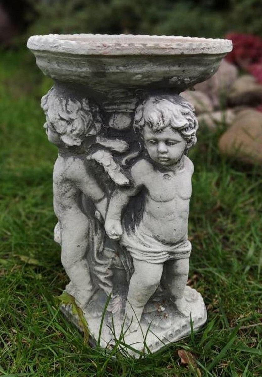 Casa Padrino Jugendstil Vogeltränke Engel Grau H. 27 cm - Garten Deko Stein Vogelbad - Jugendstil Garten & Terrassen Deko Accessoires - Gartenmöbel im Jugendstil