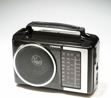 Tiross Portable Radio mit Batterien Tiross Radio Przenośne na Baterie