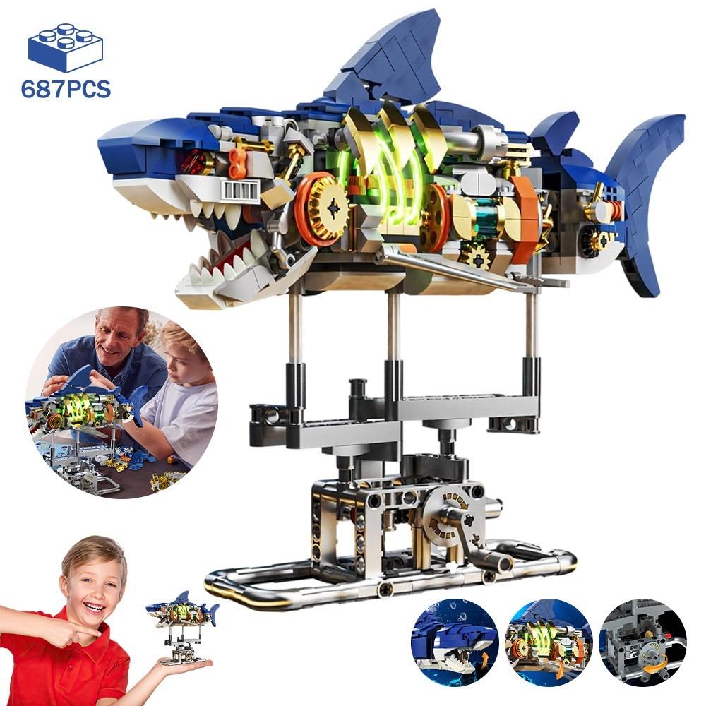 Dnntunk 687 Stück Technik Hai Bauspielzeug mit Schwenkbarem Körper & Licht Bausteine Set Kinder Technik Bauspielzeug Hai Bauspielzeug TY0871