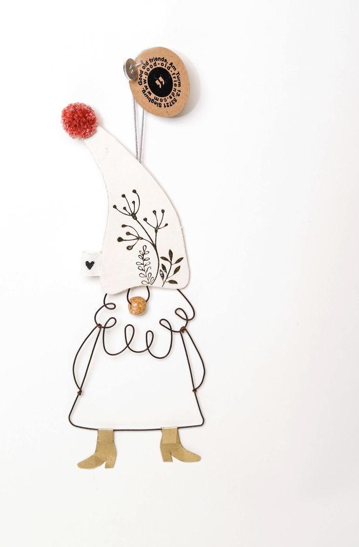 Good old Friends Wichtelmann Blumenmütze 12945