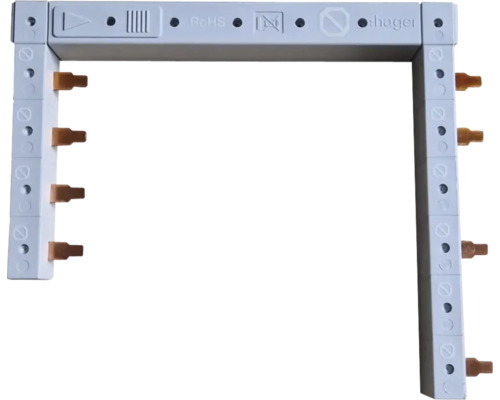 Hager KCF963R Phasenschiene senkrecht 63A rechts L1N-L2N-L3N zu L1L2L3N