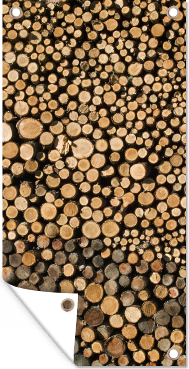 MuchoWow® 30x60 cm Outdoor-Poster Gartendeko Sichtschutz Garten Poster für den Garten Hunderte von Baumstämmen liegen auf und nebeneinander 133|330974275