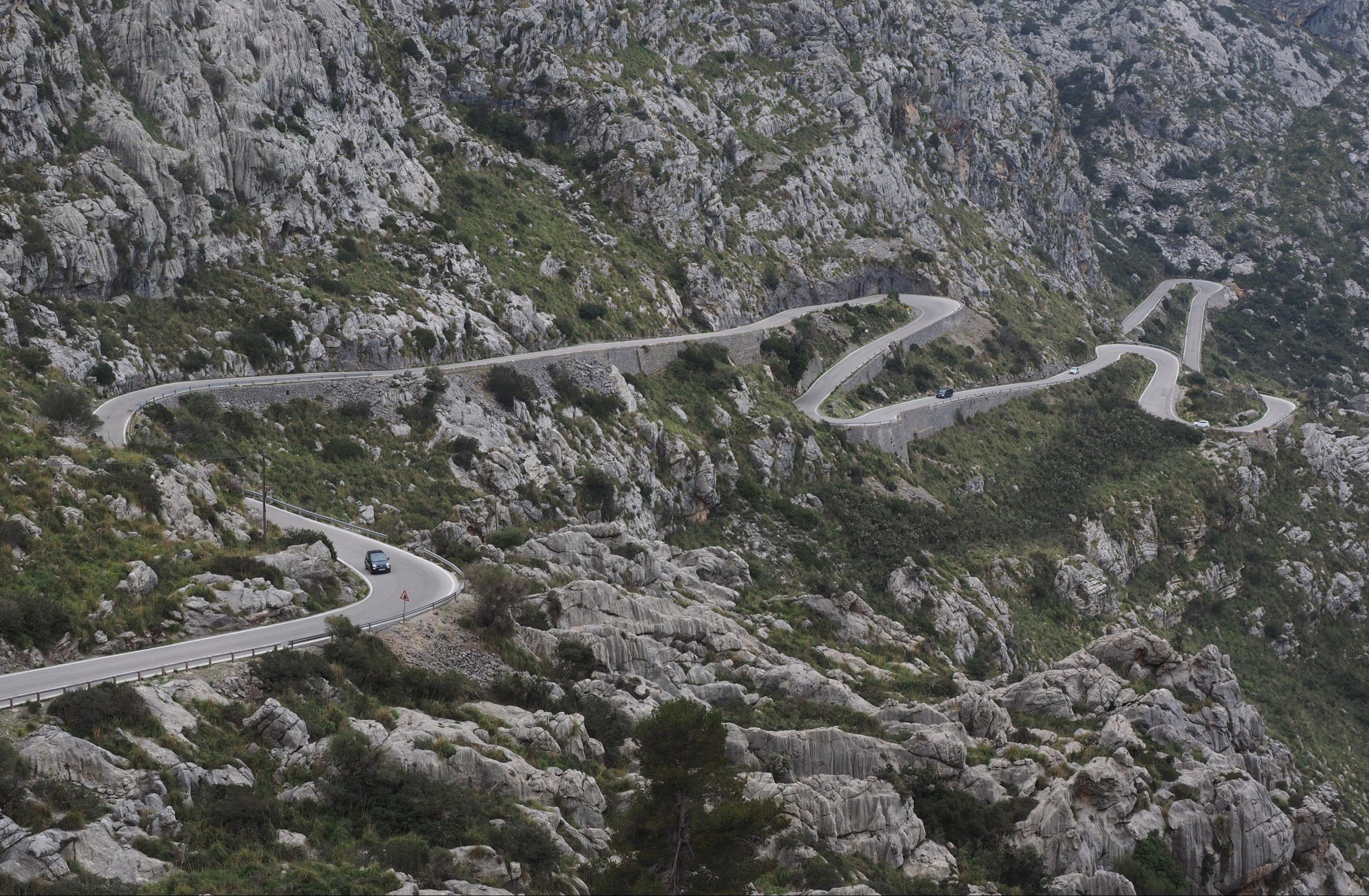 hansepuzzle 95882 - Gebirgslandschaft Puzzle, 500 Teile, Reisen, 46,0 x 30,0cm mit hochwertiger Aufbewahrung, Kartonbox & Beutel 85882