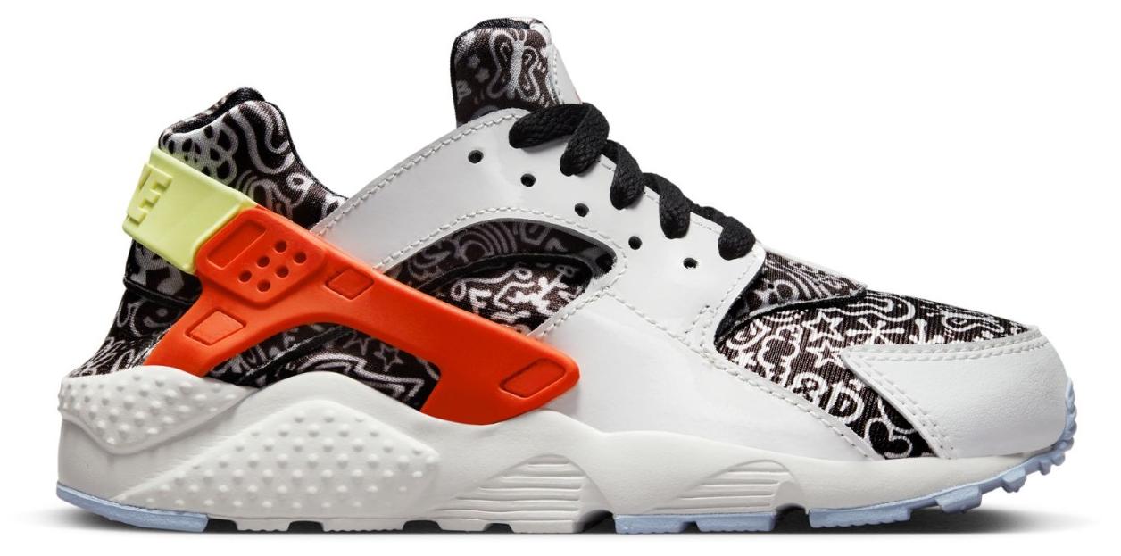 Nike Huarache Run SE