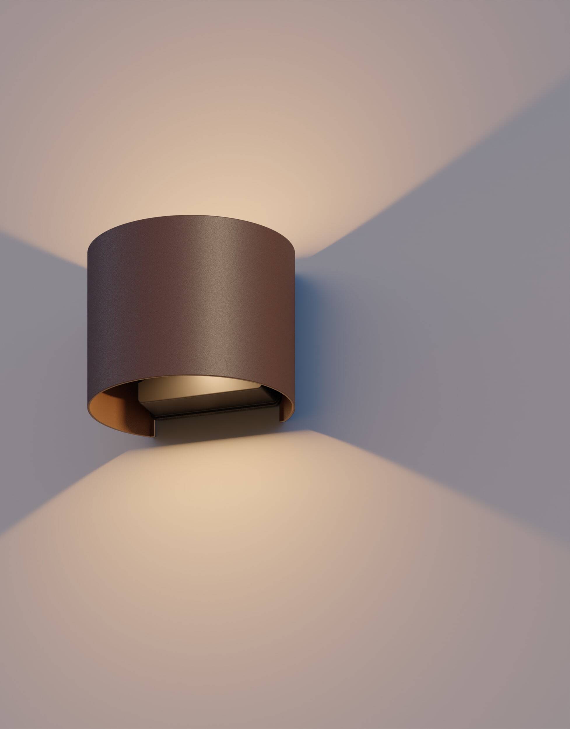 Calex Verona Wandleuchte, für Außen & Innen, warmweißes Up & Down Licht, einstellbarer Lichtstrahl, wasserdicht, Rostfarbe 7001000400