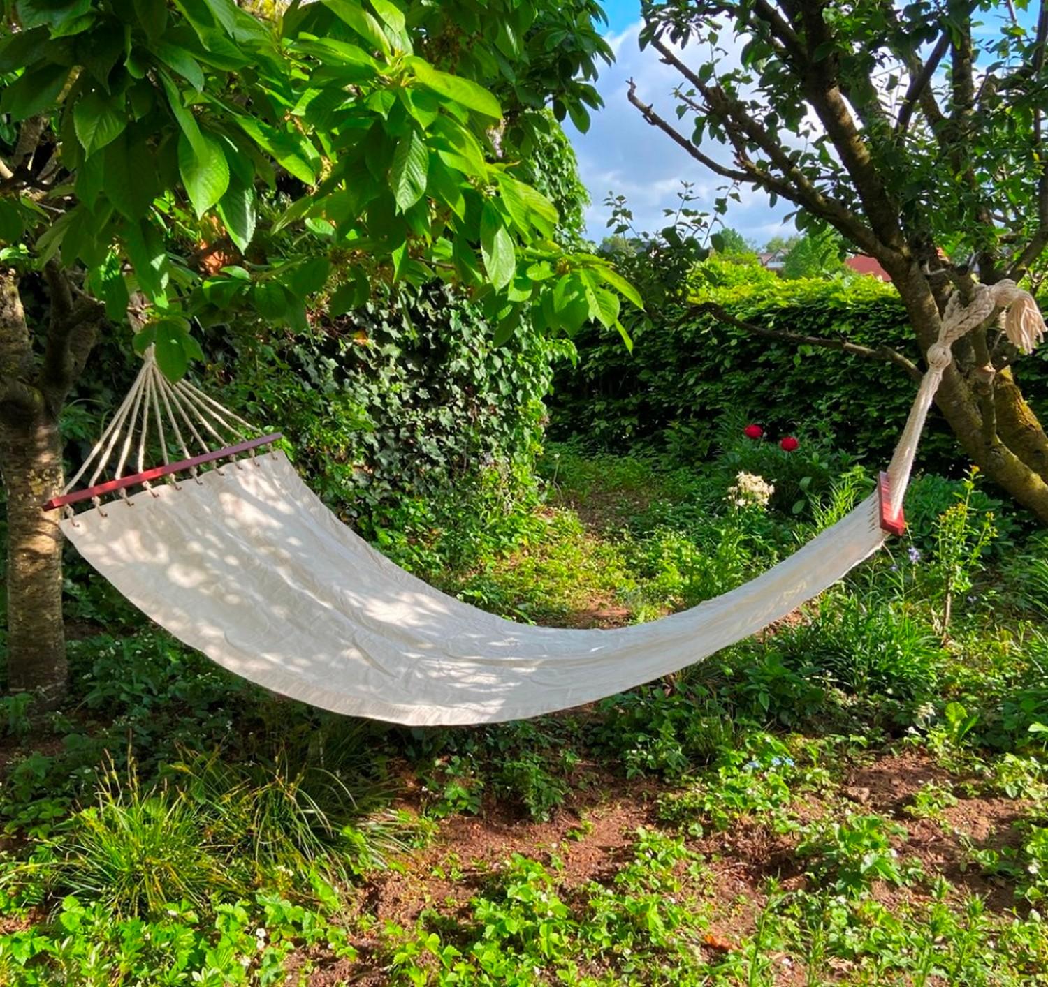 Deko AS Hängematte aus Canvas-Baumwolle mit Holzblende - 280cm Länge - 100cm Breite - 20169