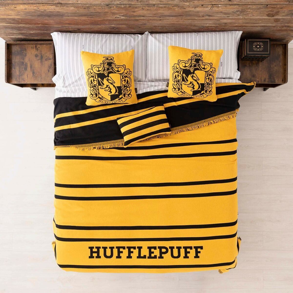 Harry Potter Shop Decke Harry Potter Hufflepuff House 180 x 260 cm 180 x 2 x 260 cm