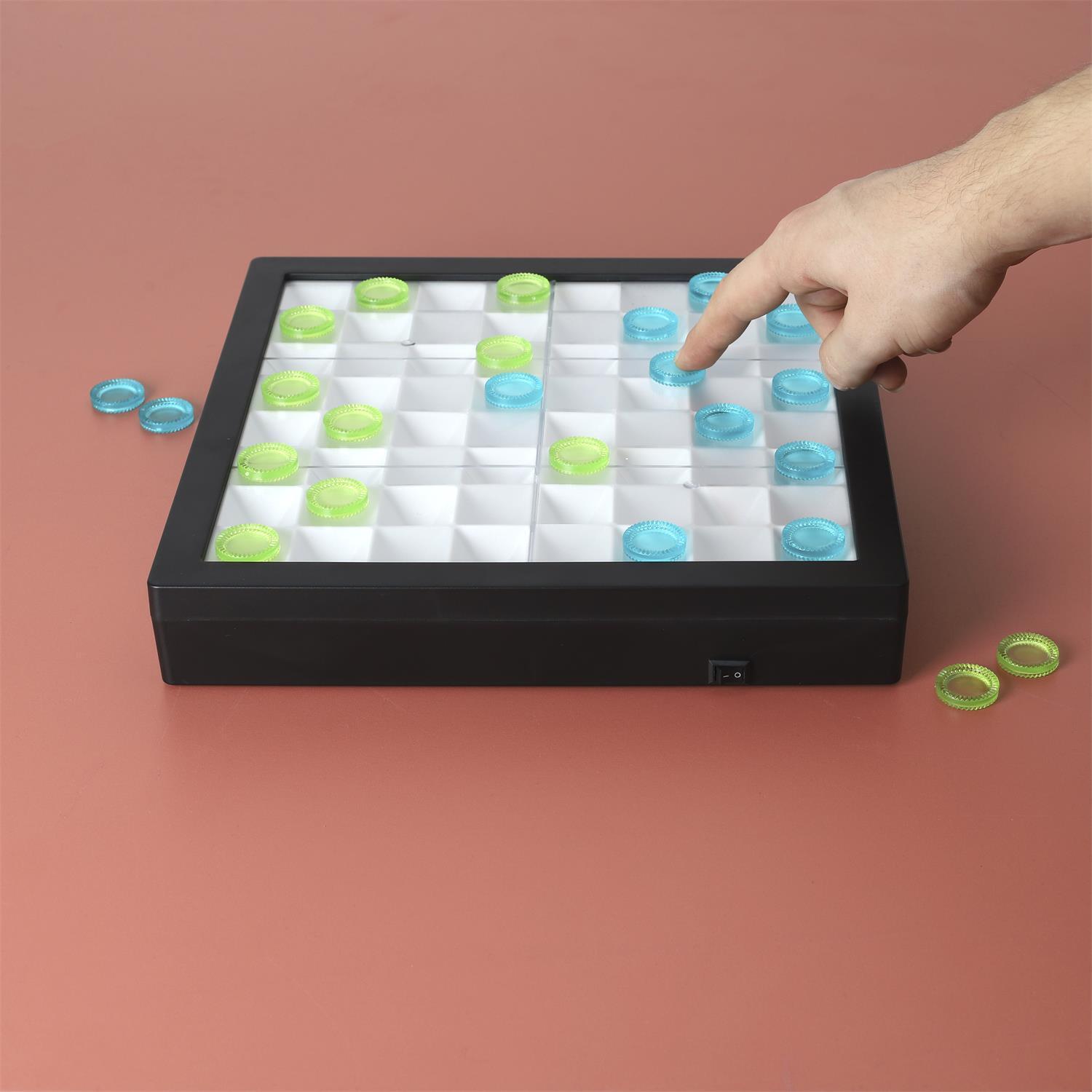 Spies Online LED-Dammbrettspiel – Modernes Checkers-Spiel mit Beleuchtung – Inklusive 24 Spielsteine MG3538