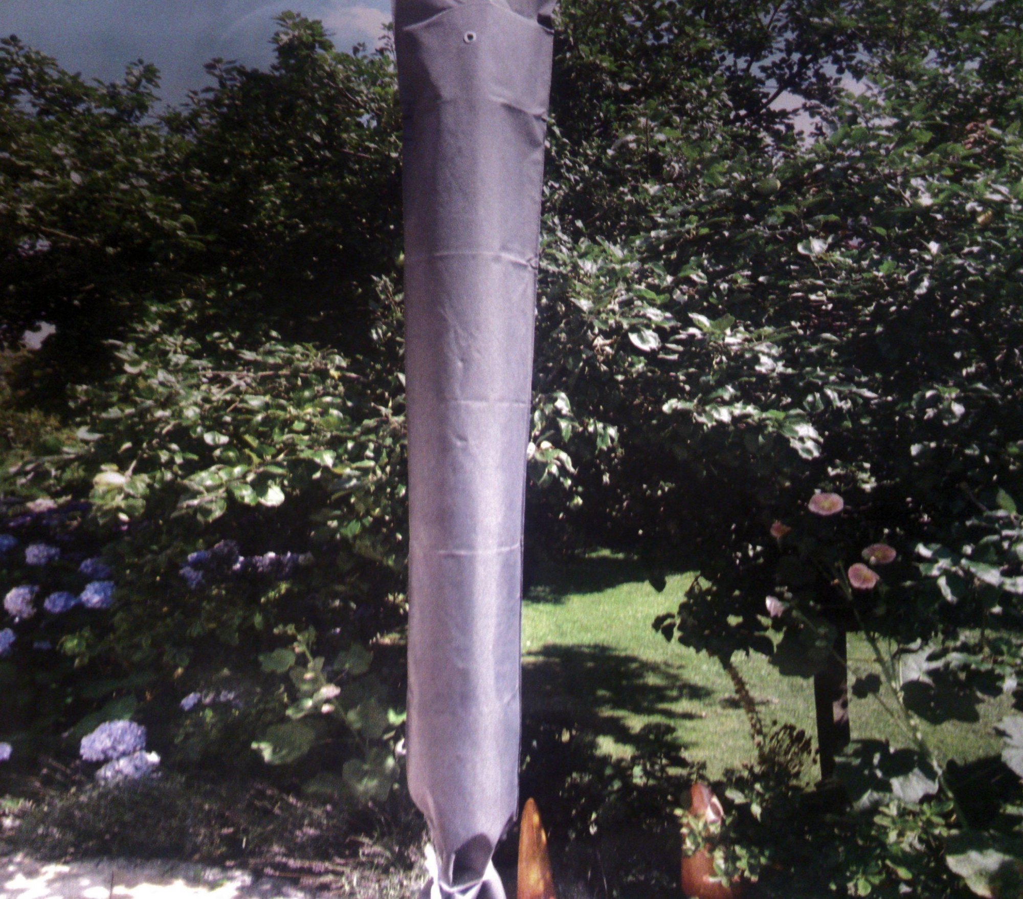 Schutzhülle Sonnenschirm Gartenschirm Wäschespinne Schutzhaube Abdeckung F000 