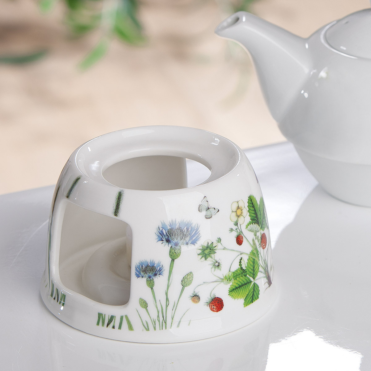 GILDE Porzellan Geschirr-Set 'Wild Flowers' – 4 Tassen & 4 Teller, Blumiges Design, Knochenporzellan