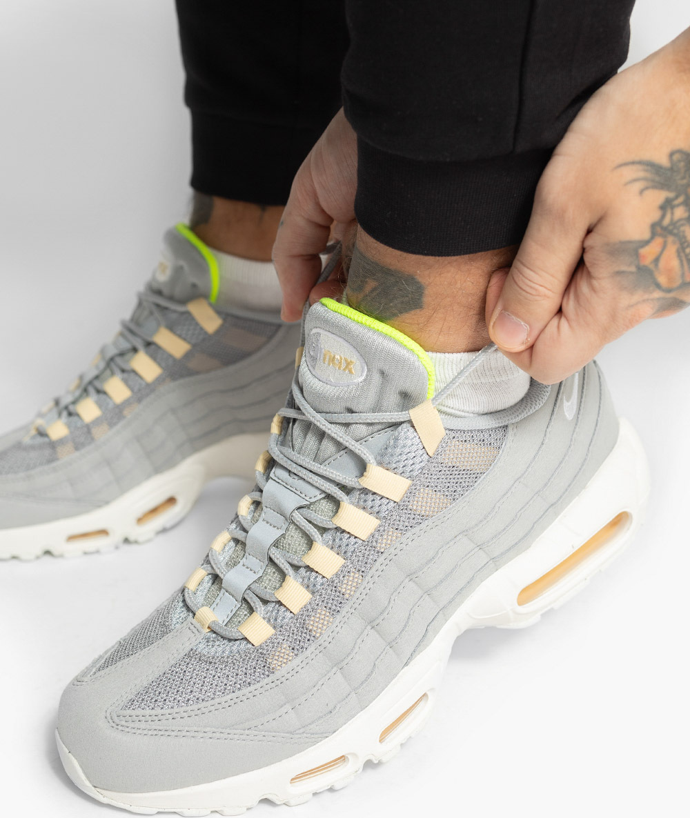 Herren Sneaker Nike Air Max 95 Next Nature 42