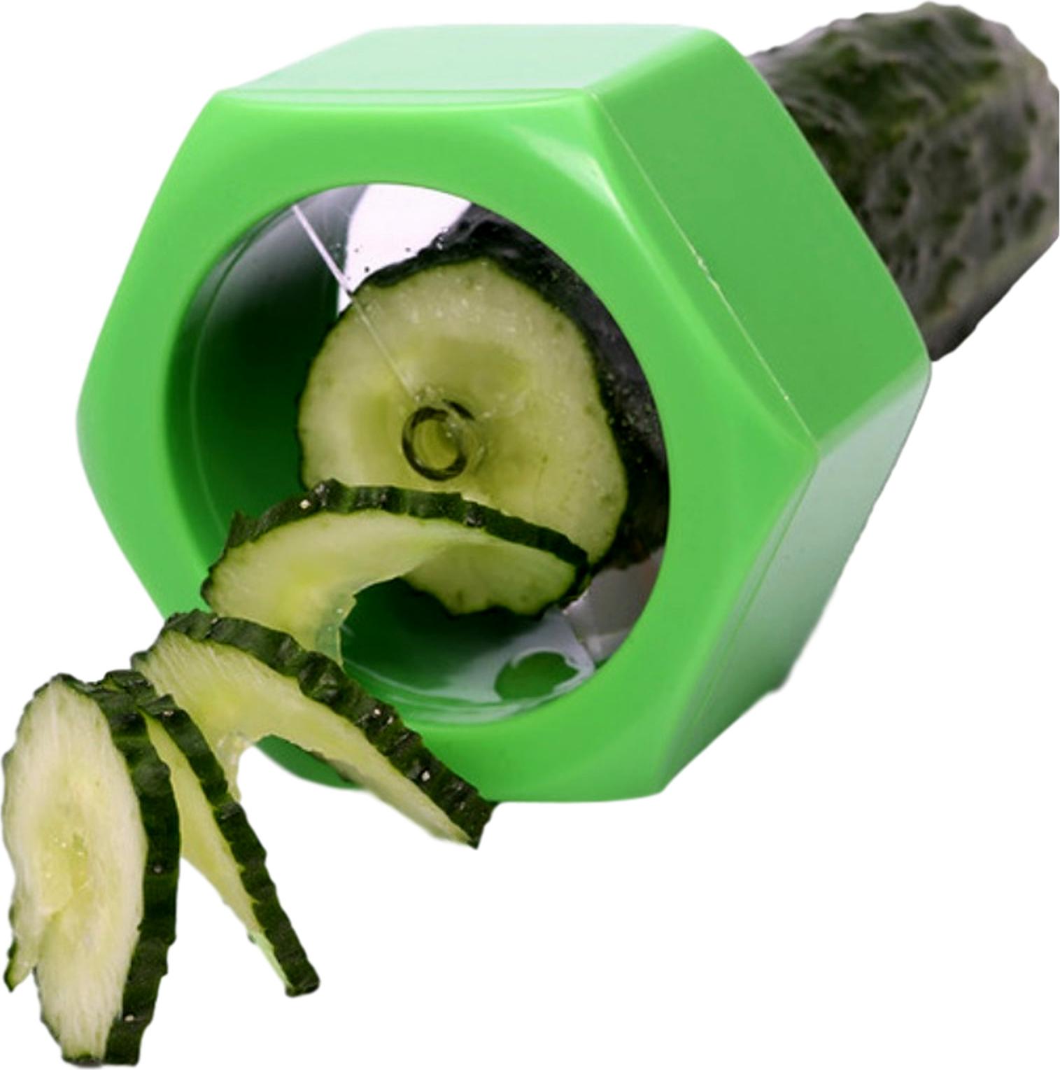 BAYLI Gurkenreibe Spiralschneider manuell – Gemüseschneider für Gurken, Zucchini & Co. – Gurkenschneider, Gemüseschneider, Grün – für dekorative Spiralen