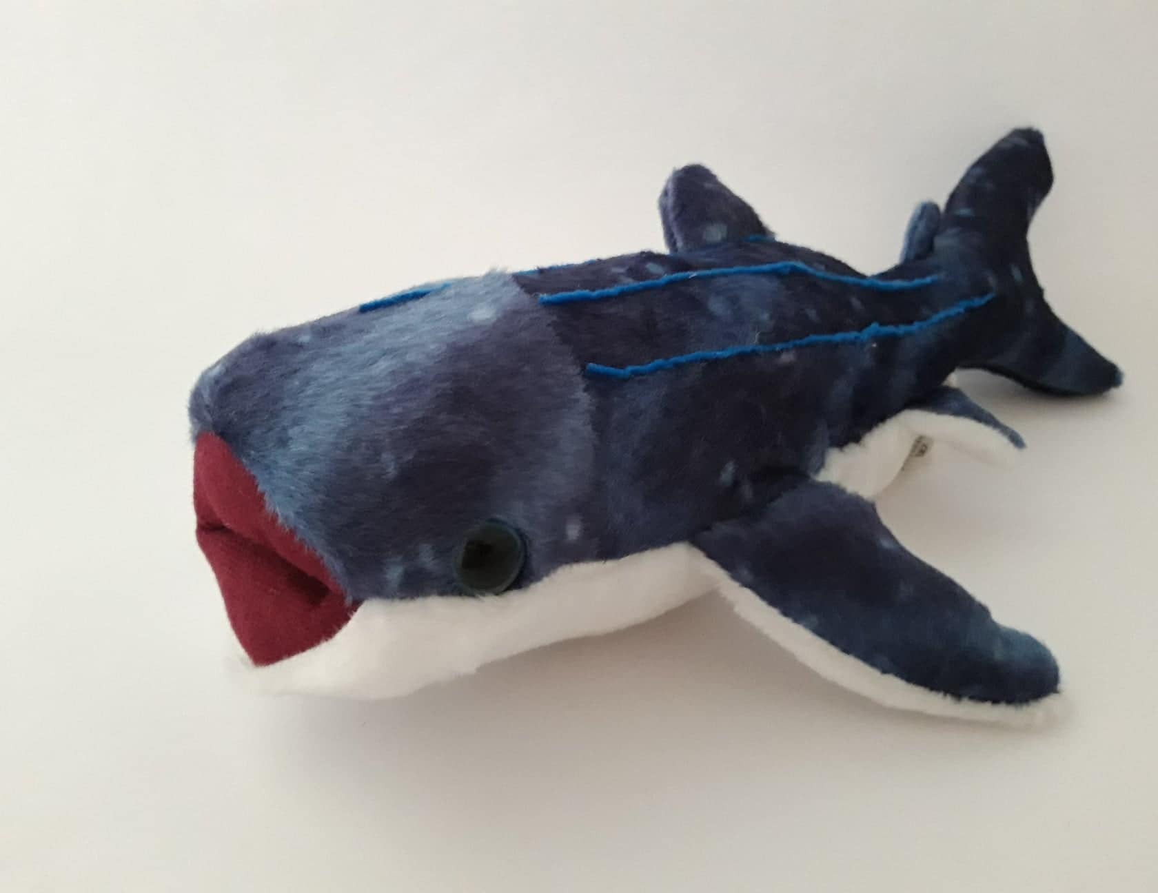 PIA International Plüschtier Walhai 37 cm, Kuscheltiere Stofftiere Wal Wale Walhaie Ozean Meer Fische 1080731