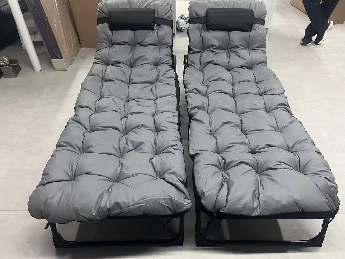 Kempingové ležadlo - Skladacie ležadlo/ležadlo na pláži s matracom - Sada 2 ks - 186 × 70 × 45 cm - Kovový rám - Prenosné - Vínová červená