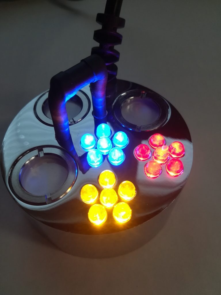 Brunnenwelt 3fach-Nebler mit LED-Farbwechsellicht inkl. Outdoor-Trafo 005