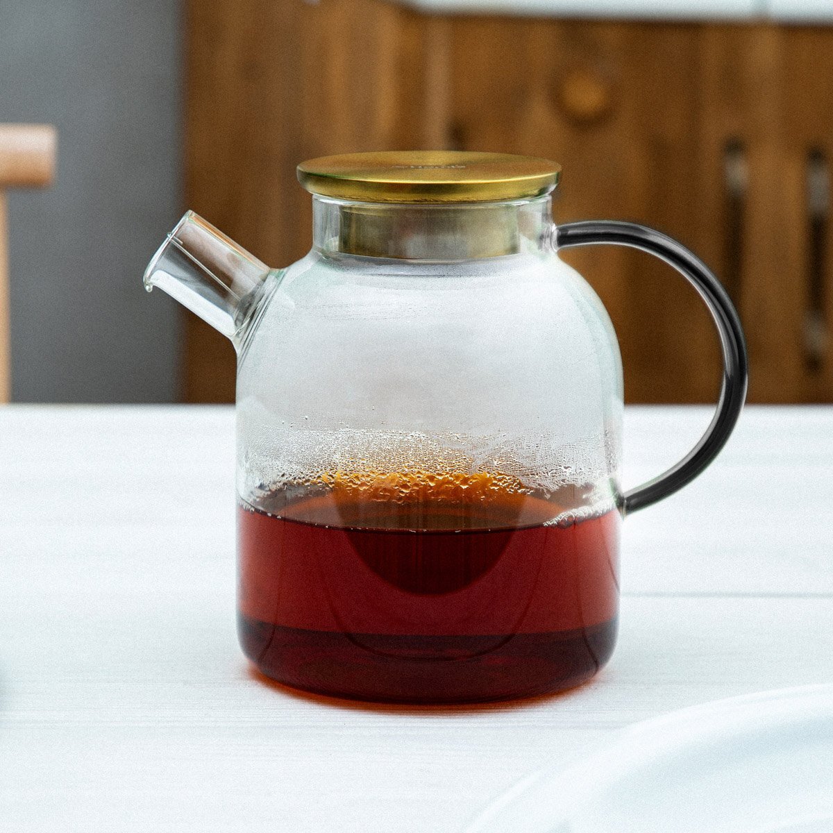 Kanne Teekanne Teekrug Krug KUBBE Krug mit goldenem Deckel 1,8 l HOMLA