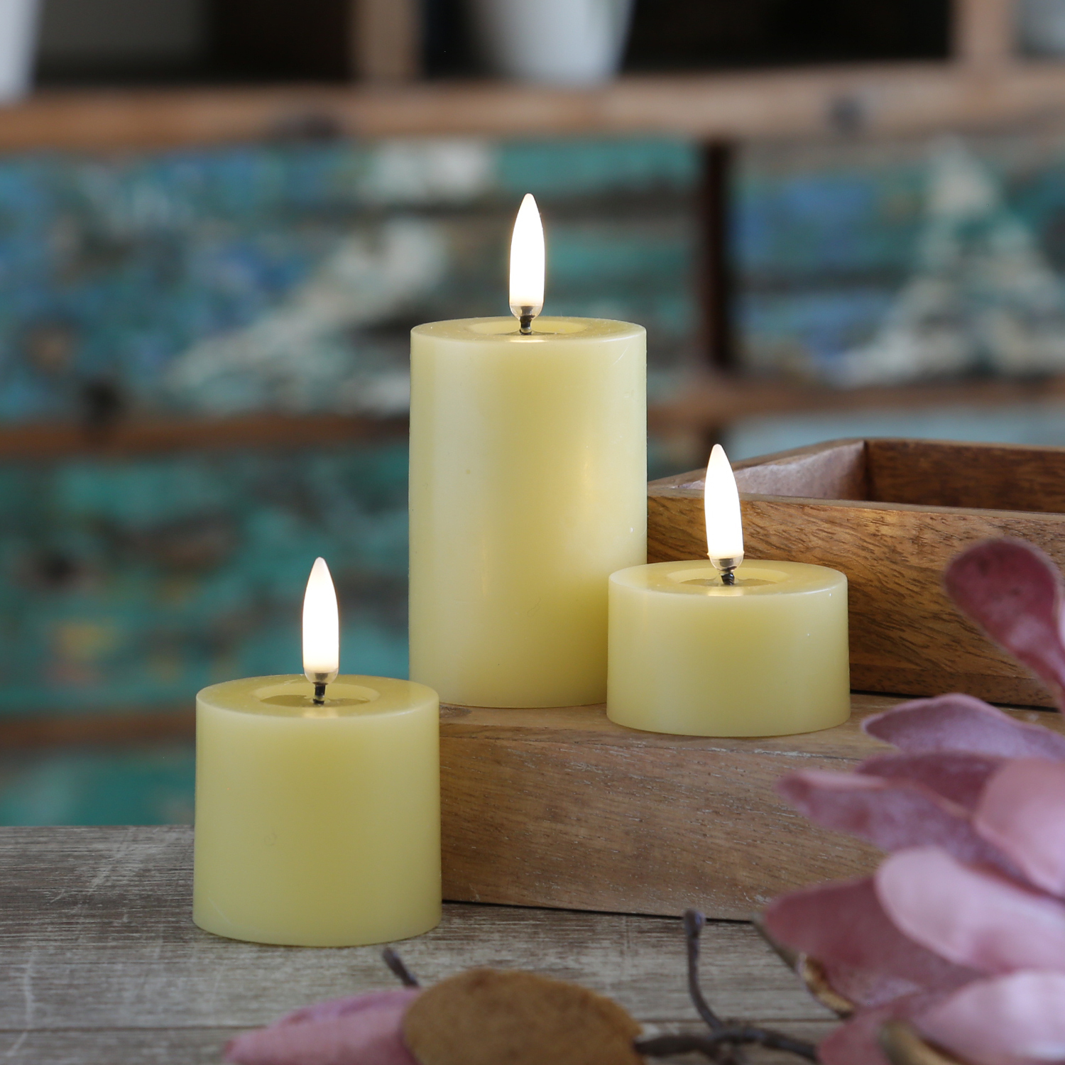 UYUNI LED Mini Kerzenset THEA - Echtwachs - 3 Größen - D: 5cm - Timer - gelb - 3er Set 7943/7944/7945-3er Set